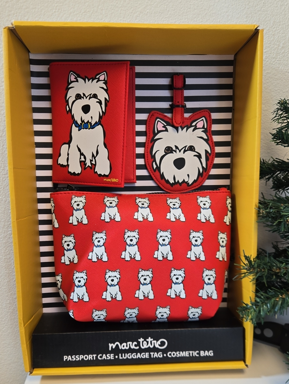 NEW Marc Tetro Red Westie Travel Set – Passport Case, Luggage Tag & Cosmetic Bag